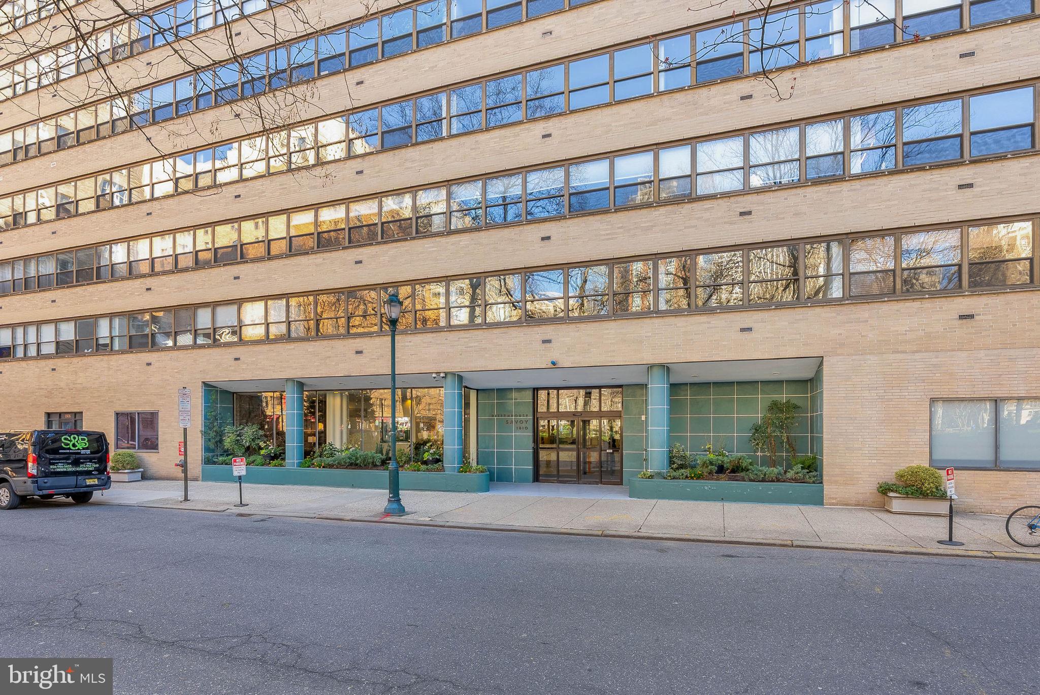 1806 RITTENHOUSE SQUARE 18 204