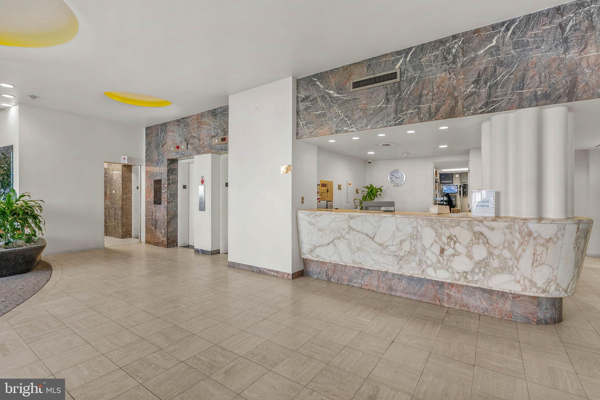 1806 RITTENHOUSE SQUARE 18 204