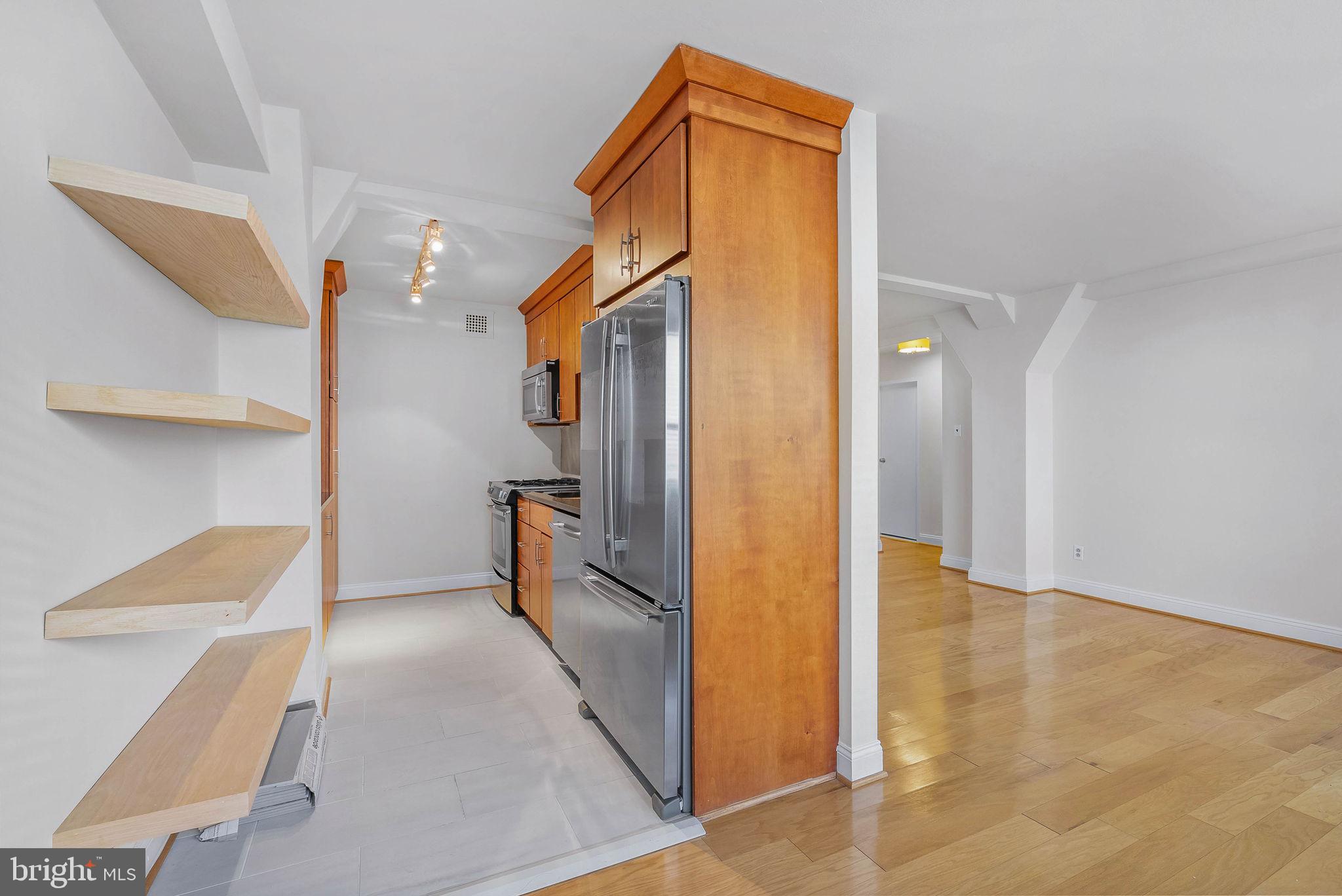 1806 RITTENHOUSE SQUARE 18 204