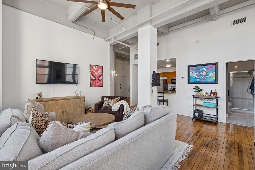 1238 CALLOWHILL STREET Unit: 308