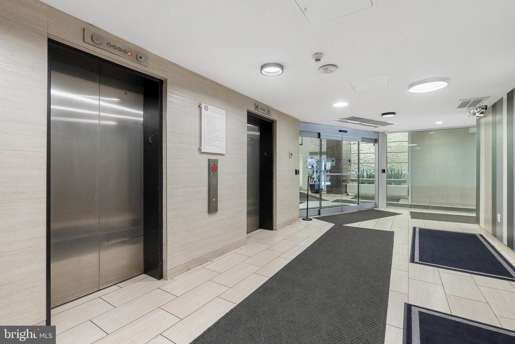 1420 LOCUST STREET Unit: 420