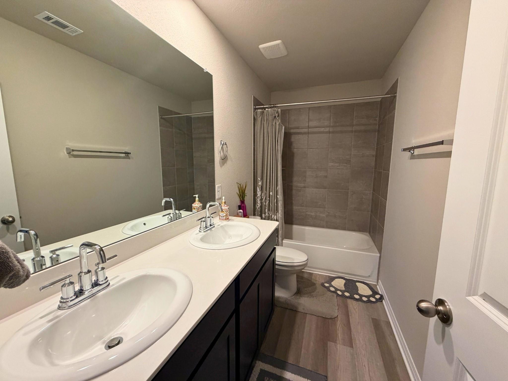 1850 Settlers Glen DR # 1105