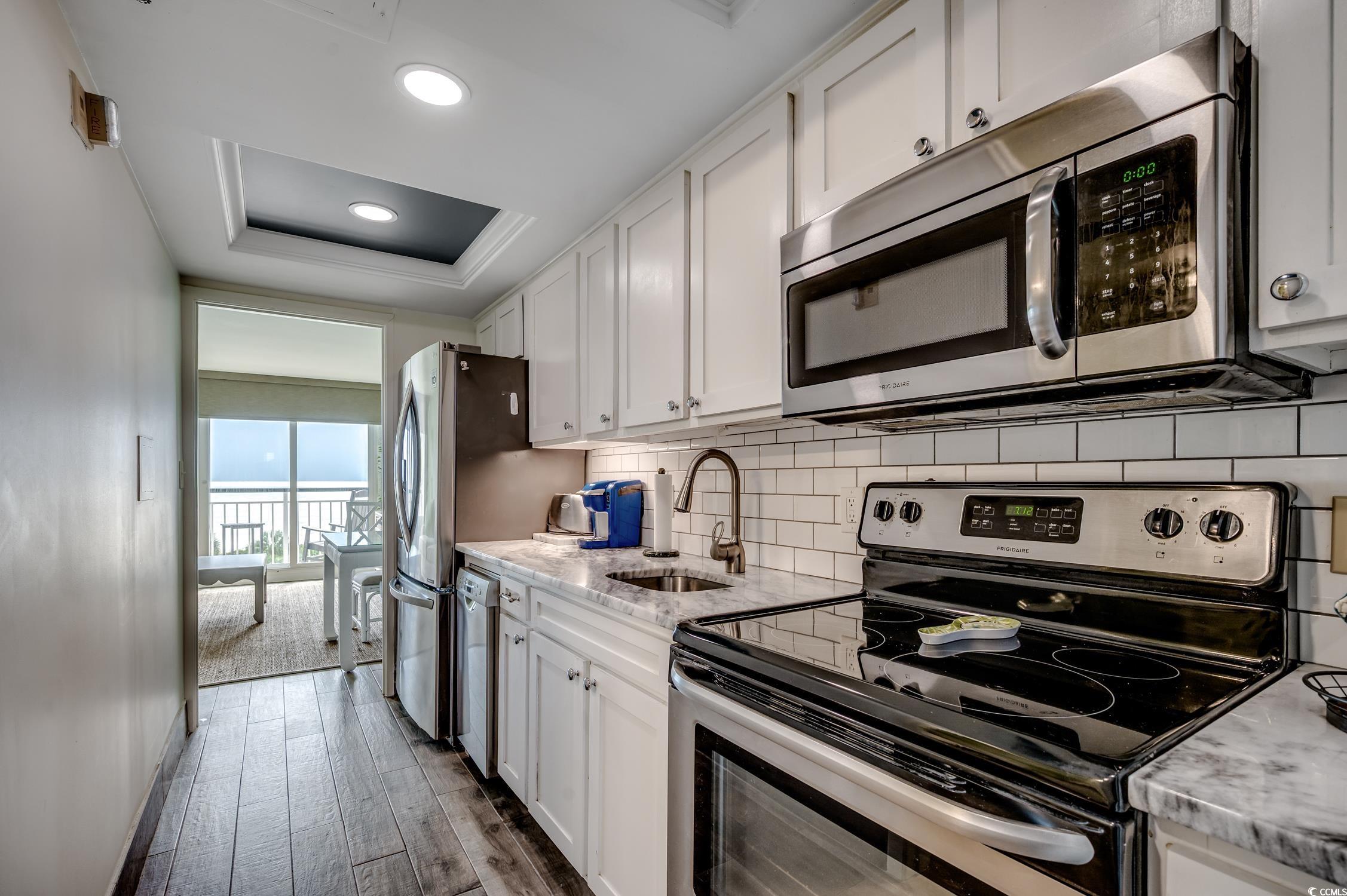 601 Retreat Beach Circle Unit: 423