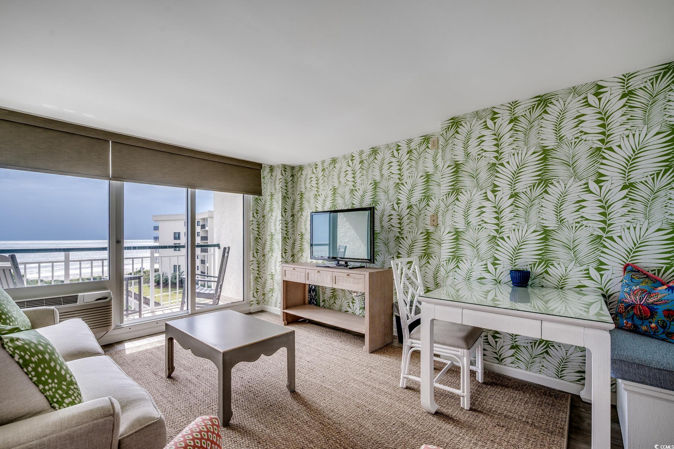 601 Retreat Beach Circle Unit: 423