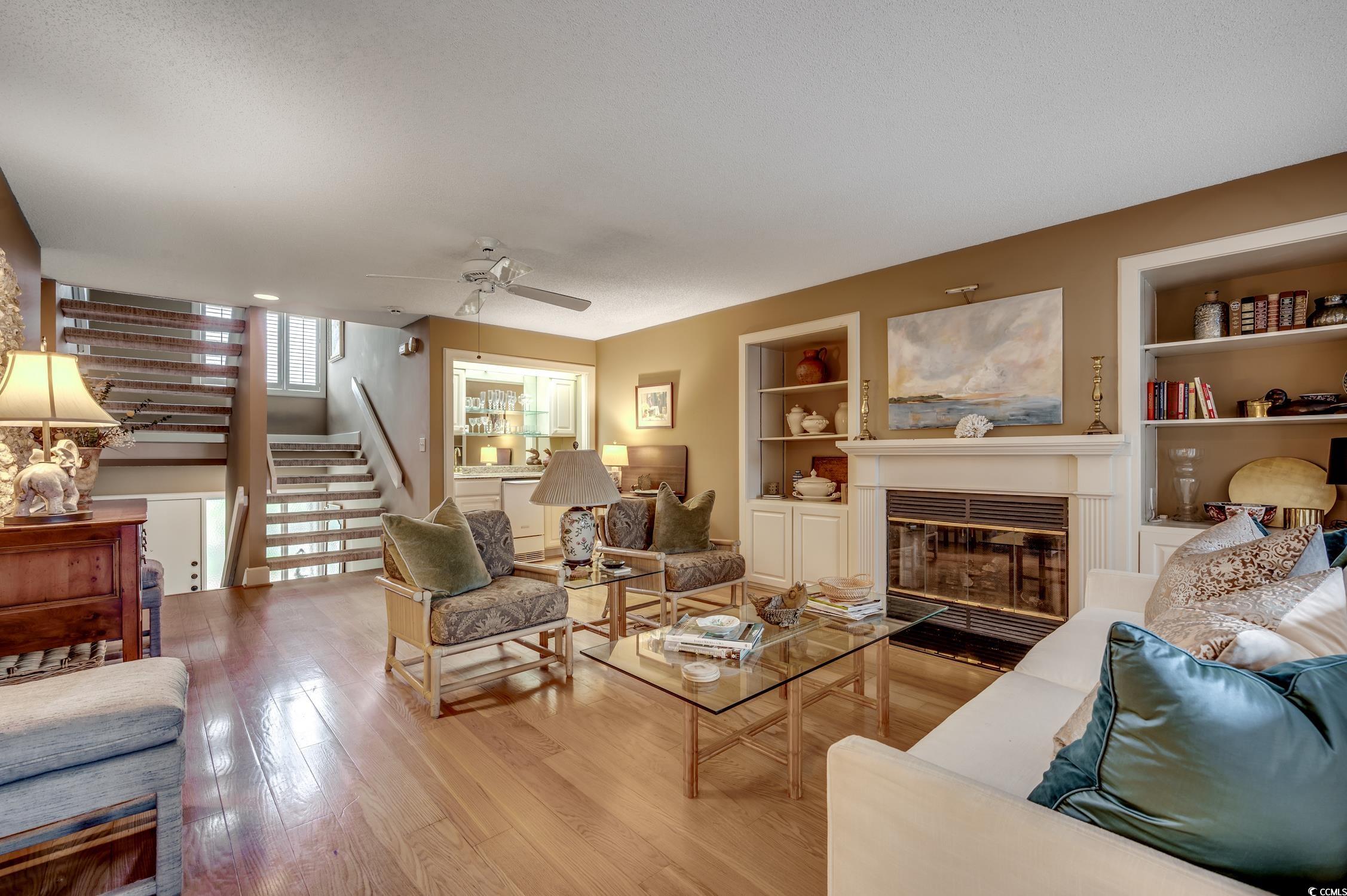 110 Breakers Reef Dr. Unit: 11-C