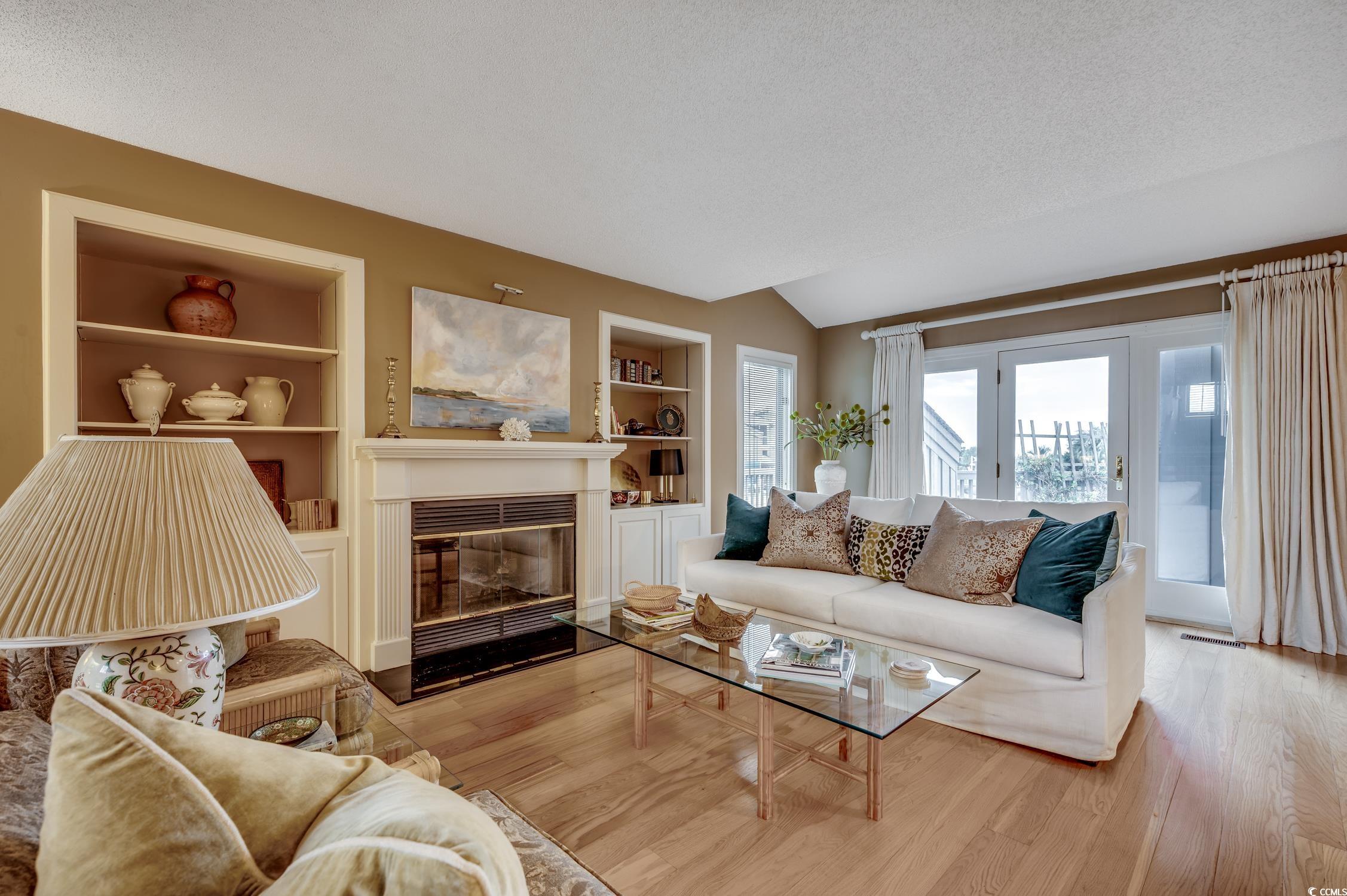 110 Breakers Reef Dr. Unit: 11-C