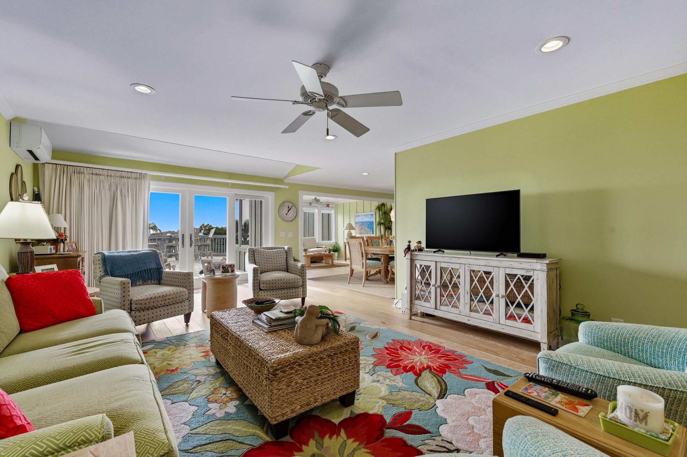 168 Breakers Reef Dr. Unit: 5C