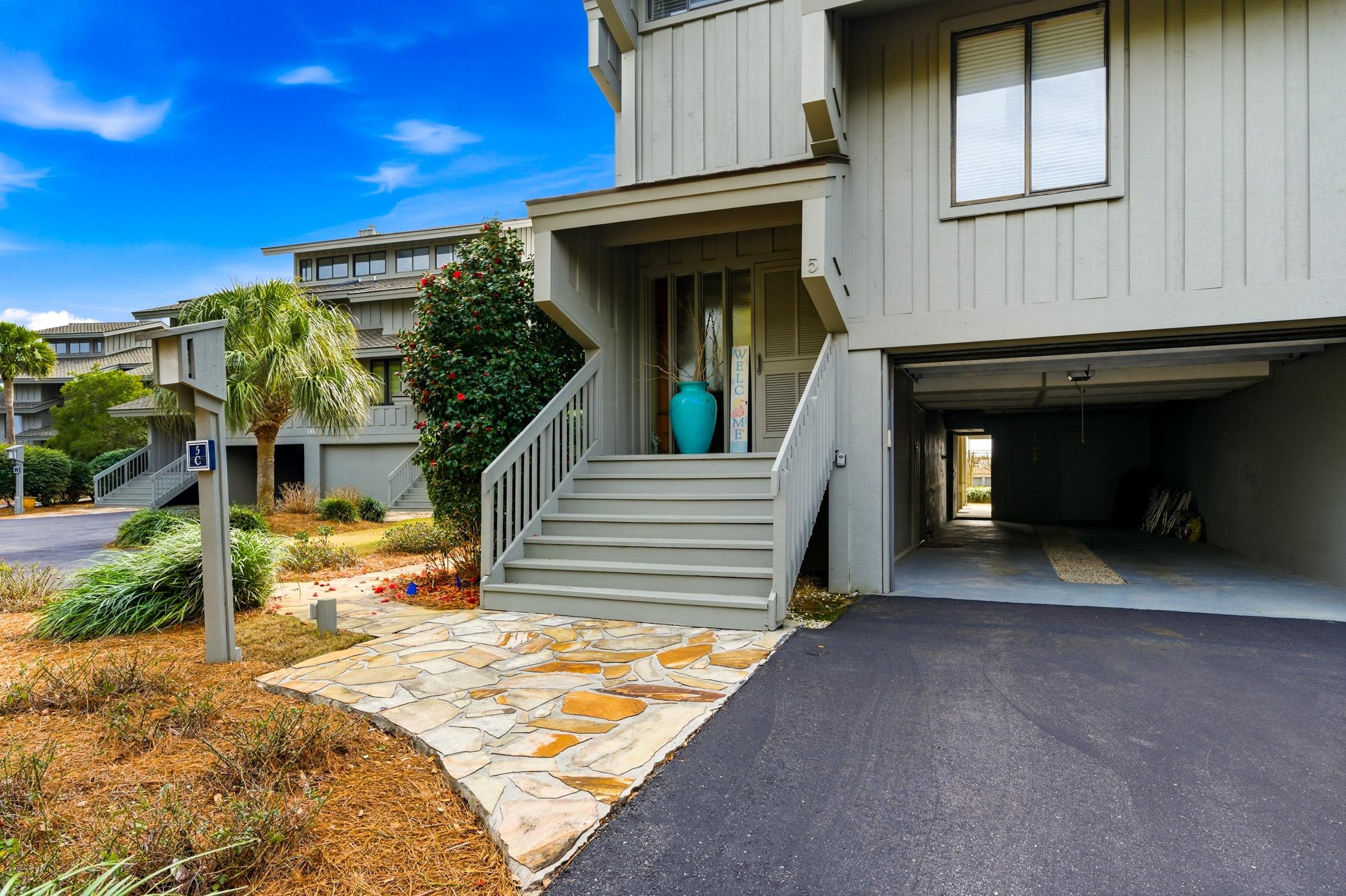 168 Breakers Reef Dr. Unit: 5C