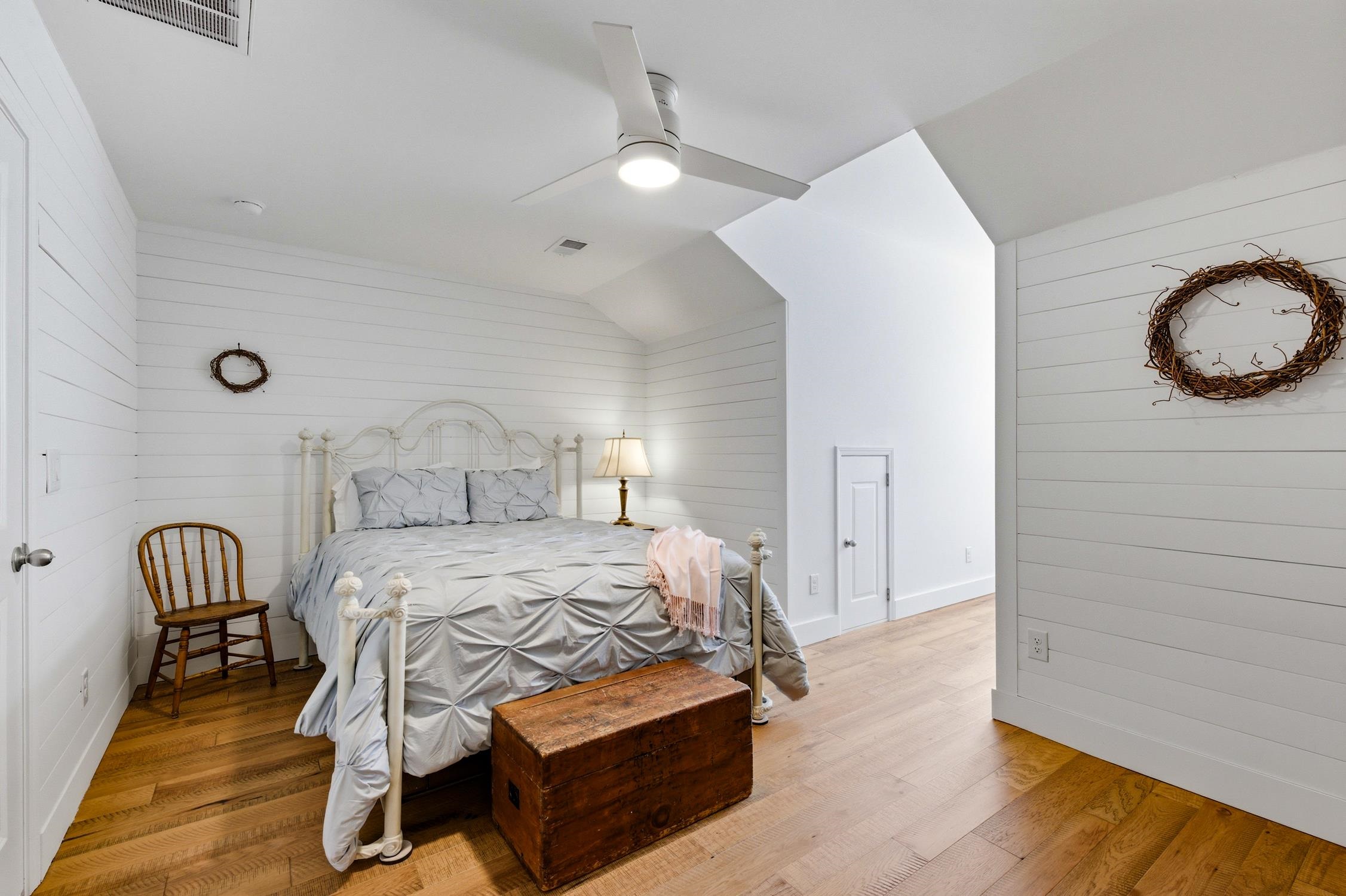 112 Vineyard Place Unit: 42A