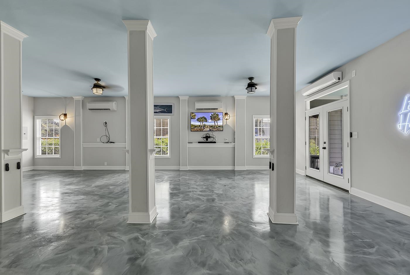 6 Cottage Dr.