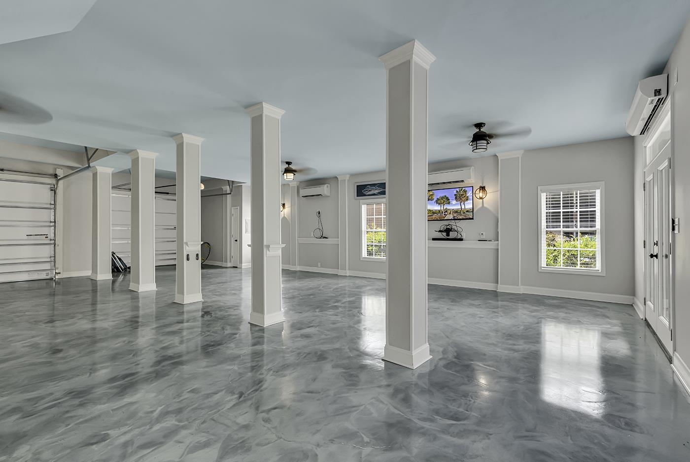 6 Cottage Dr.