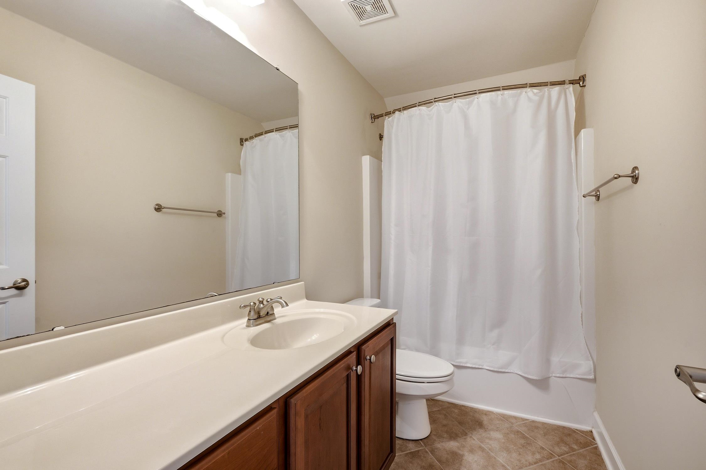 444 Hunley Ln.