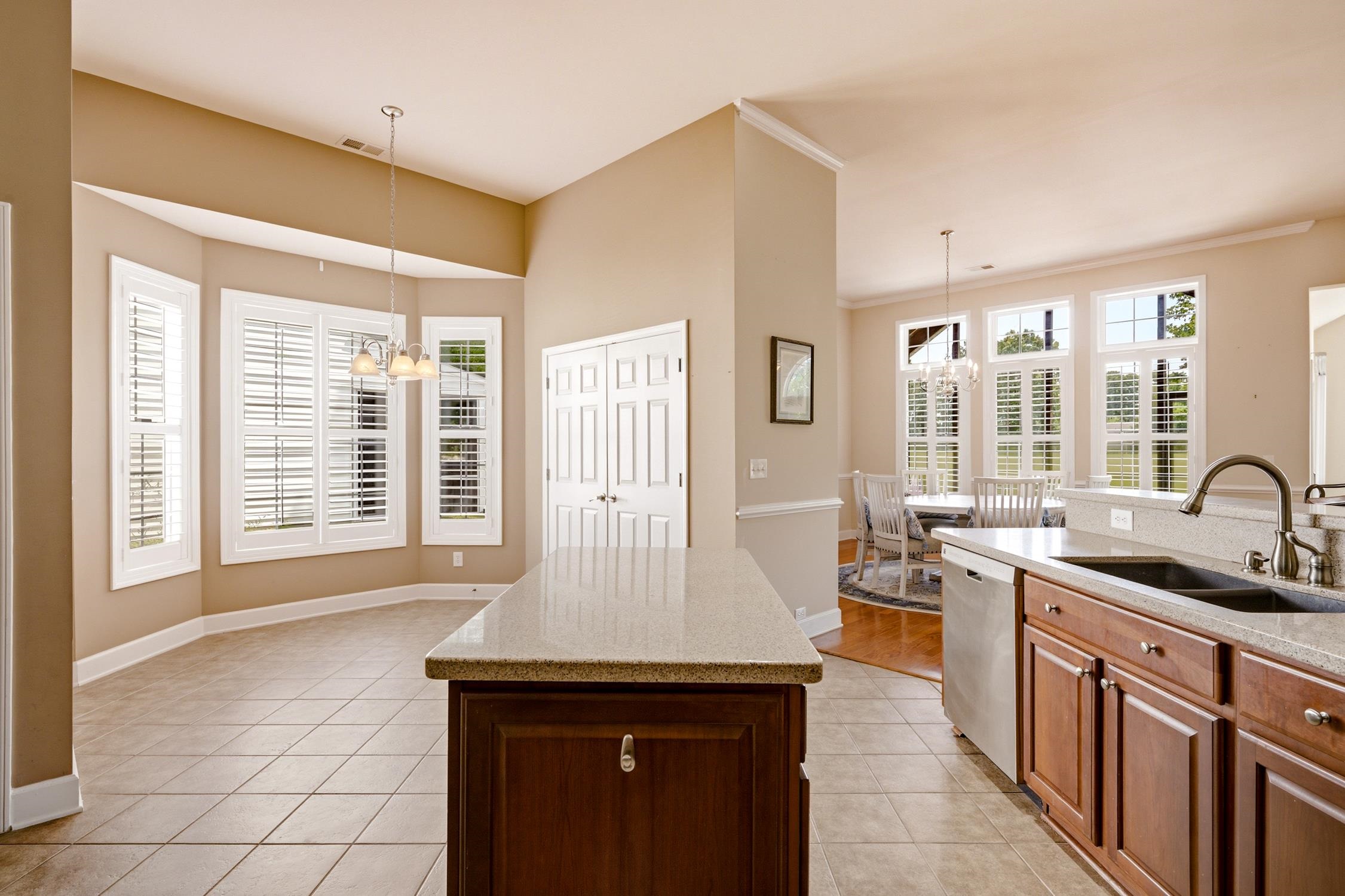 444 Hunley Ln.