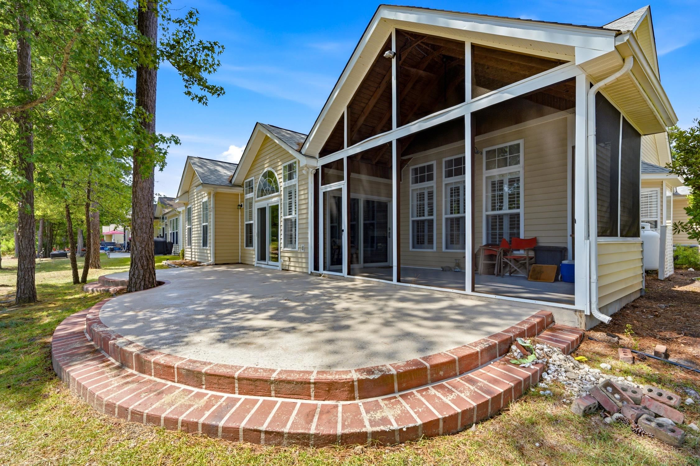 444 Hunley Ln.