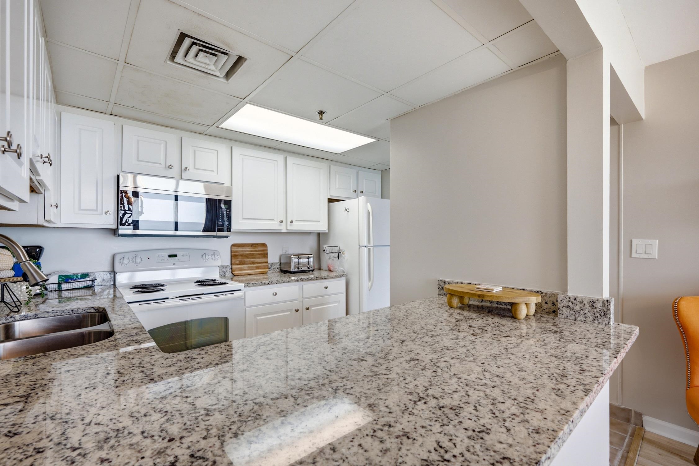601 Retreat Beach Circle Unit: 314