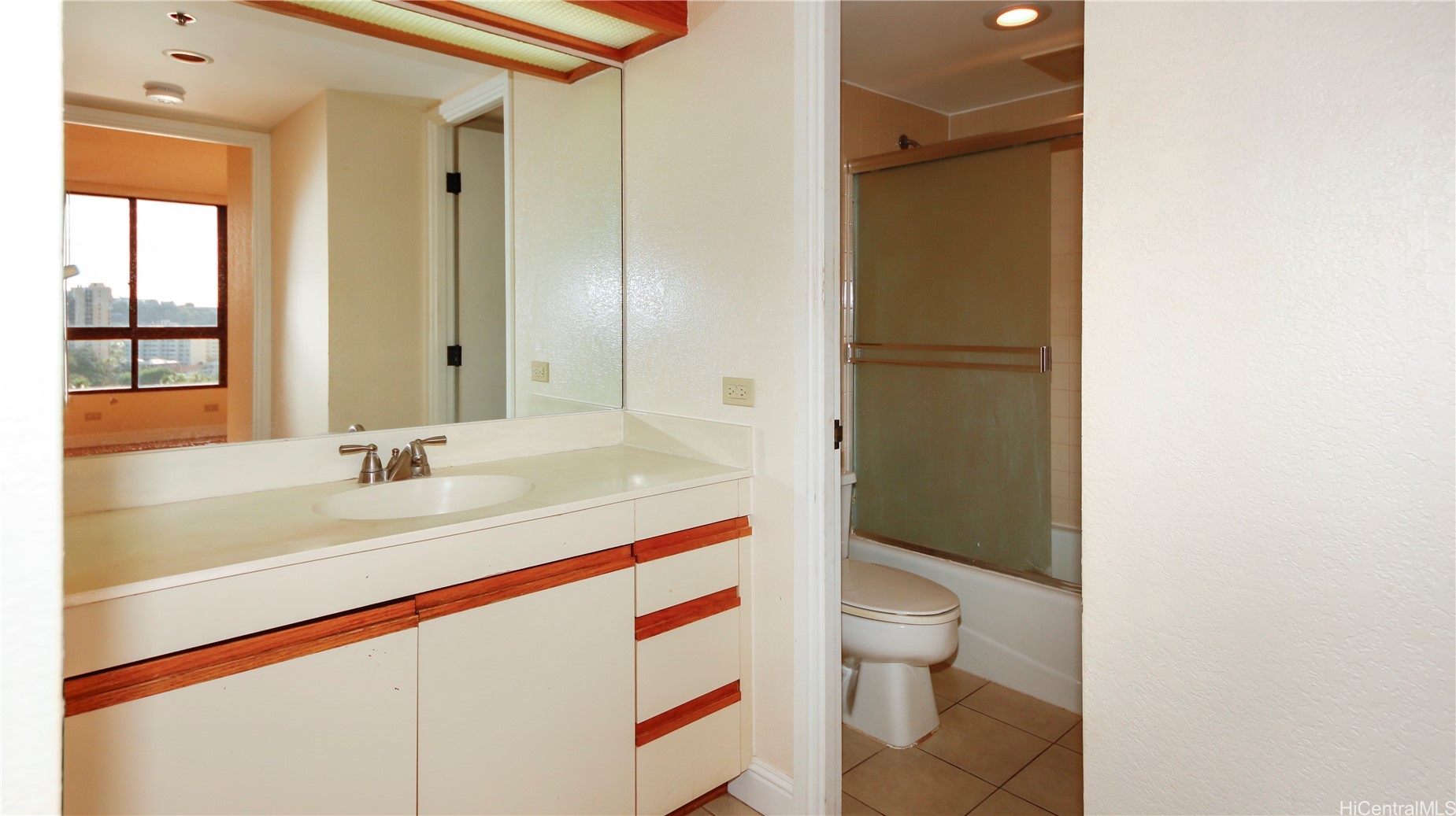 5333 Likini Street 1005