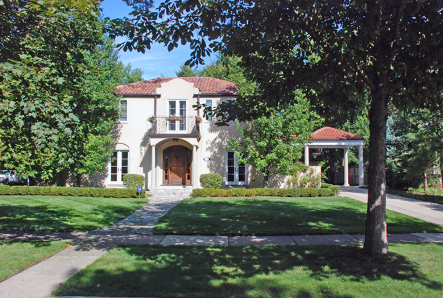 535 Oak Street