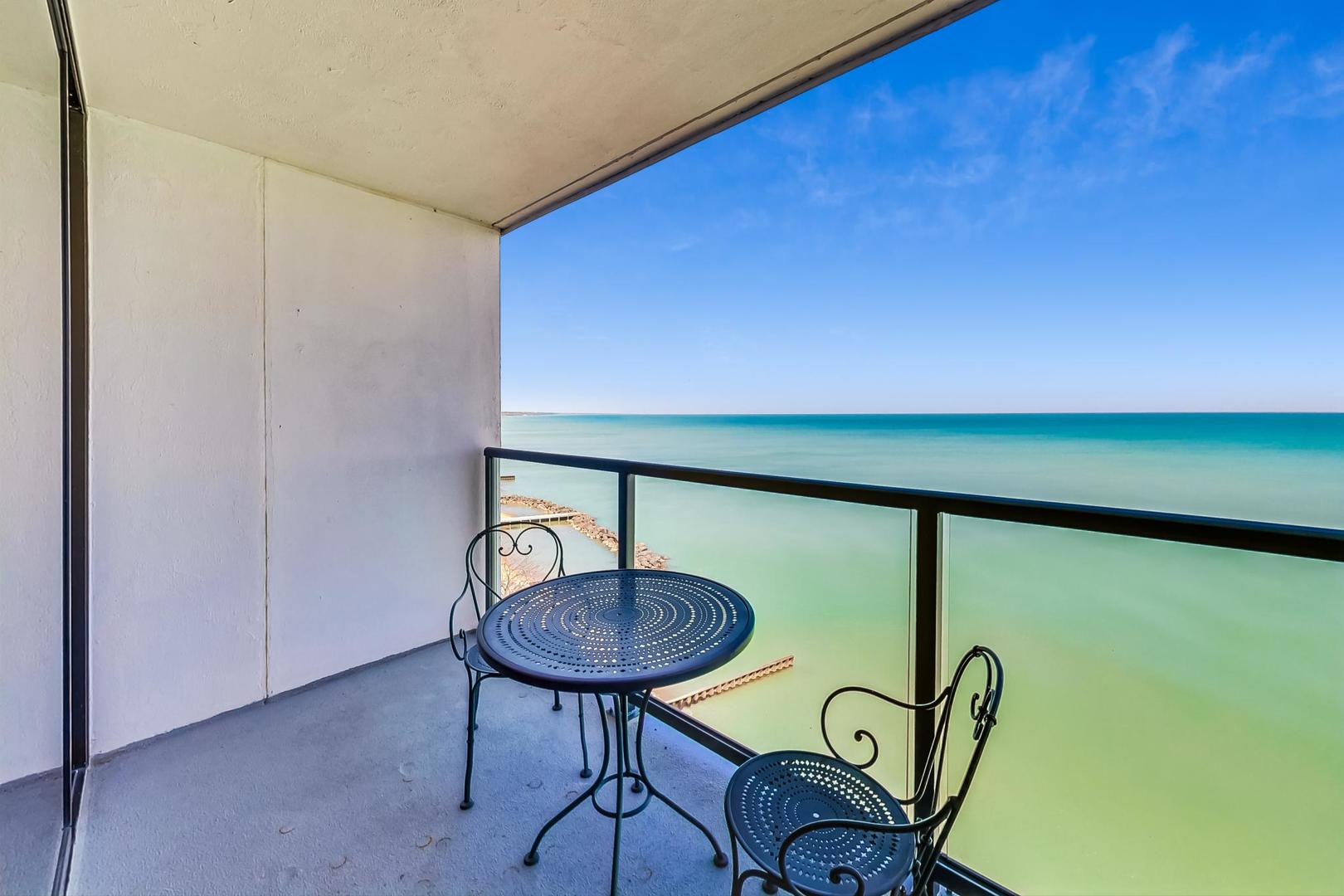 1500 Sheridan Road Unit: 8H