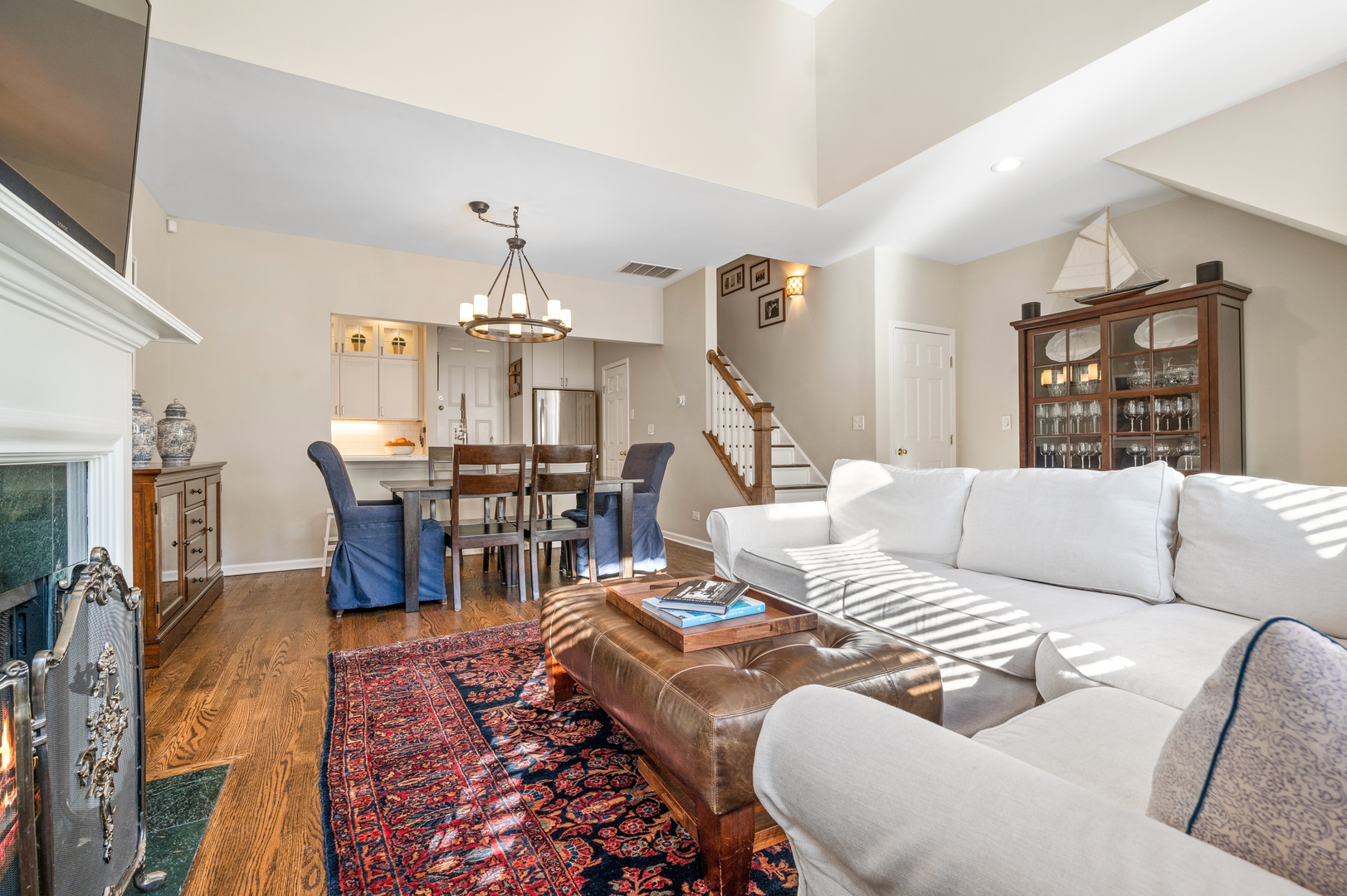 430 W Armitage Avenue Unit: I