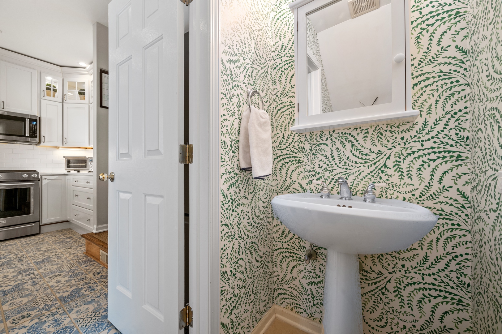 430 W Armitage Avenue Unit: I