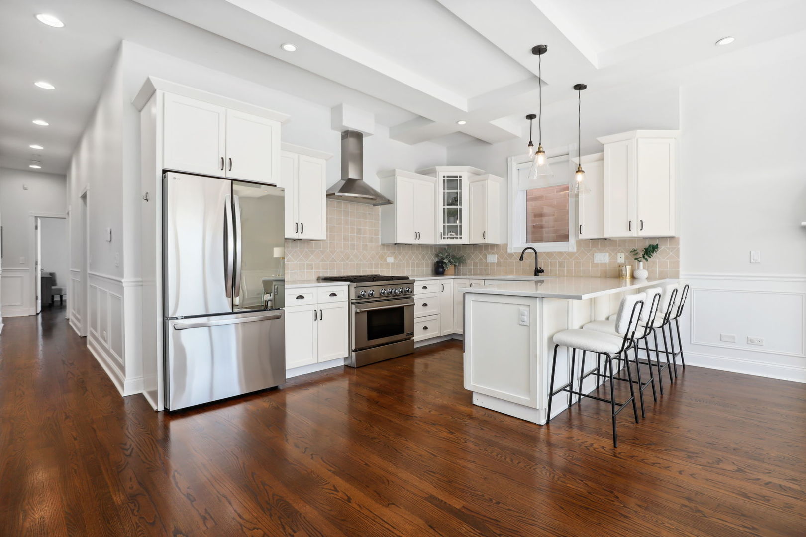 1442 W Belmont Avenue Unit: 4E