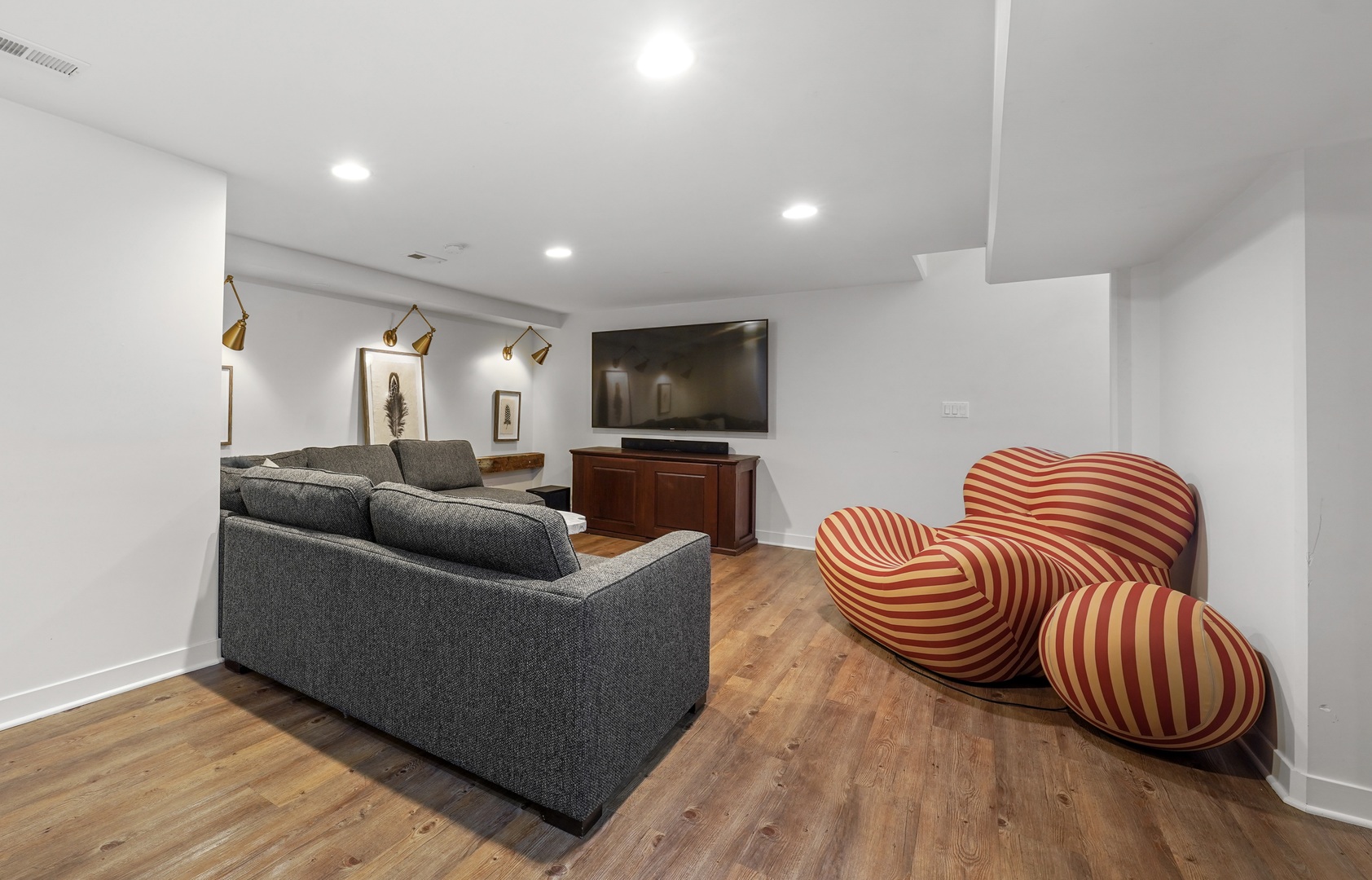 475 Cedar Street