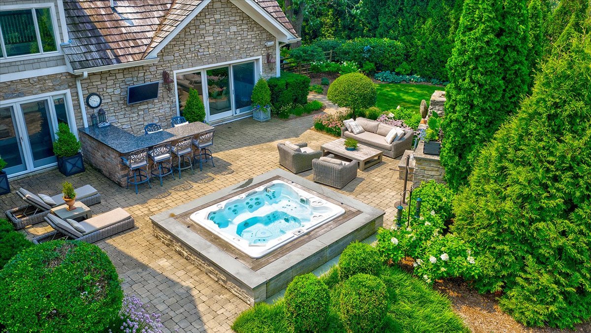 350 Sunset Court