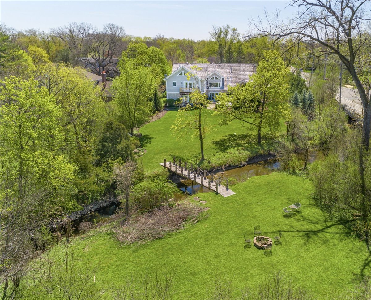 350 Sunset Court