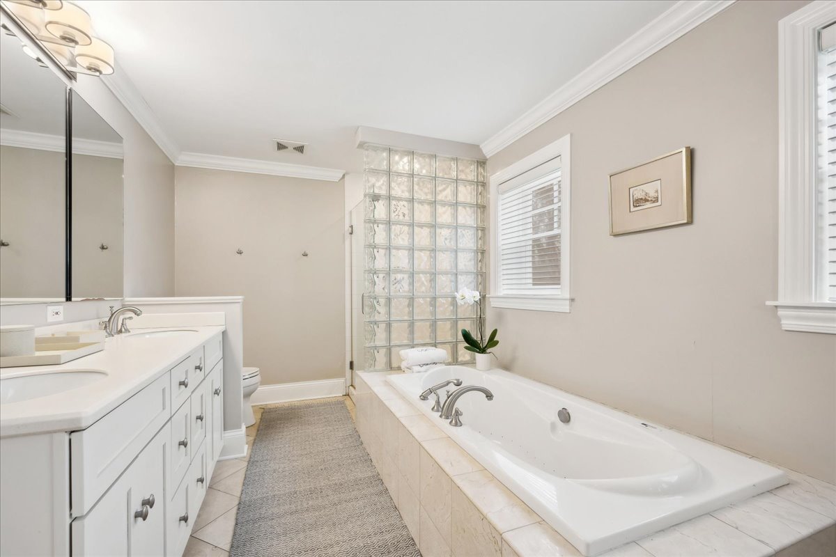350 Sunset Court