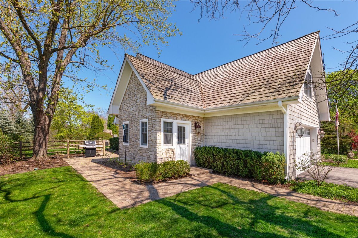 350 Sunset Court
