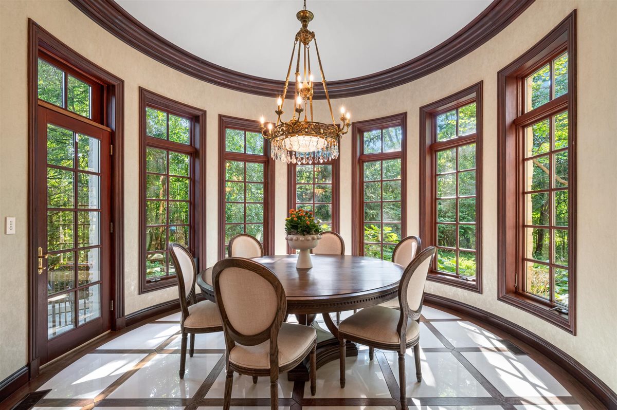 2301 Clover Lane