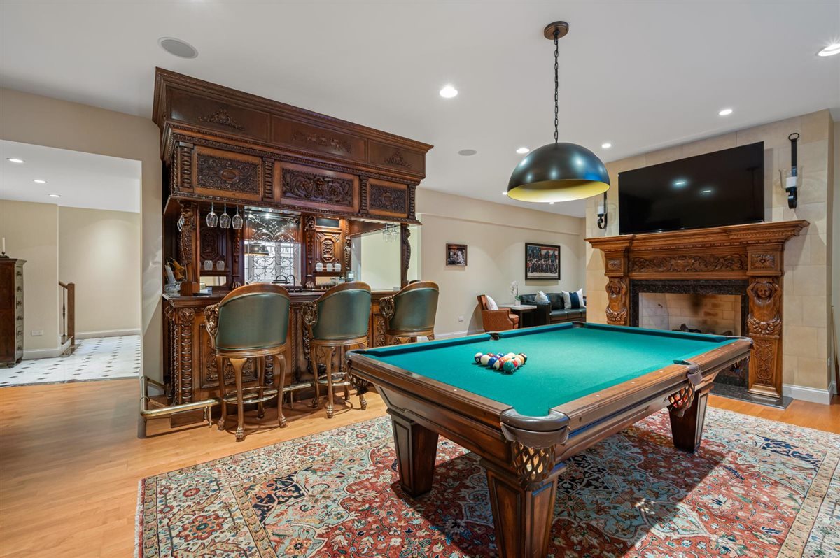 2301 Clover Lane