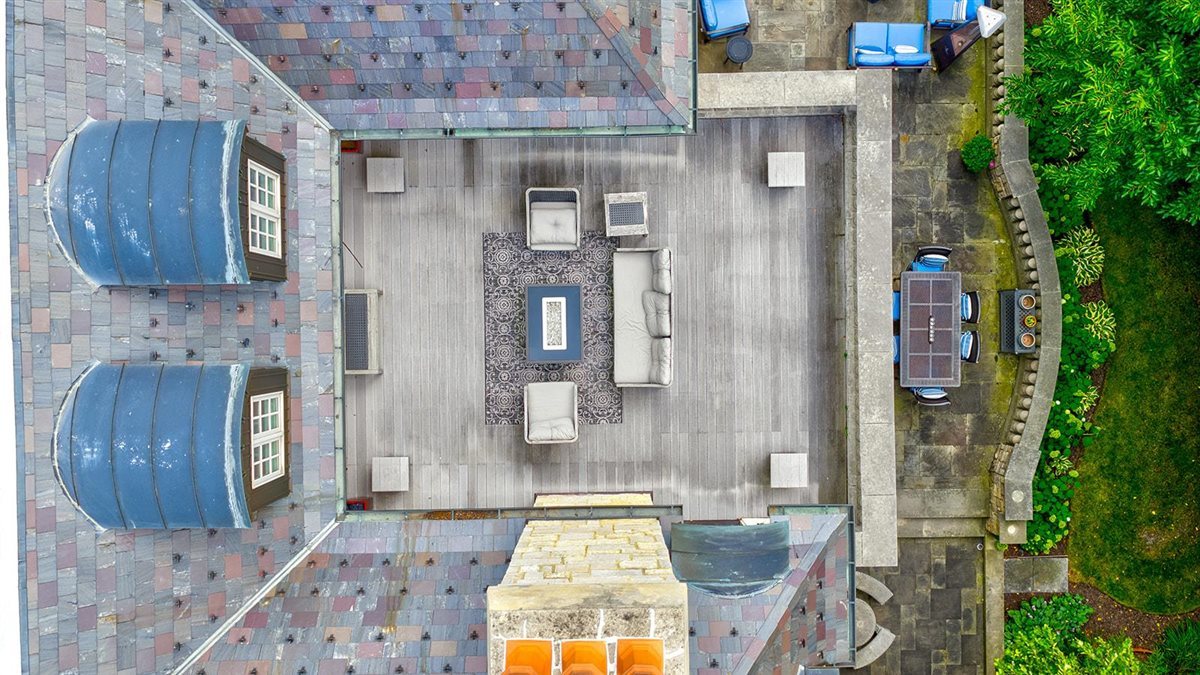 2301 Clover Lane