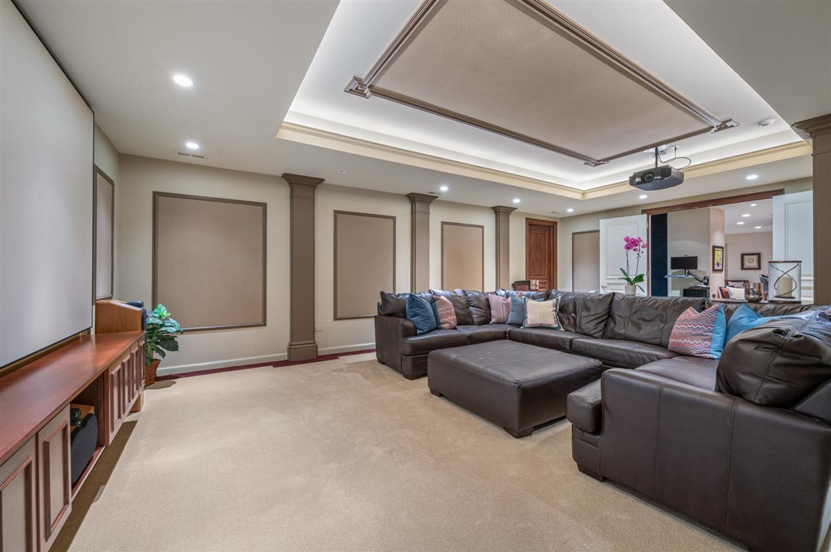 2301 Clover Lane