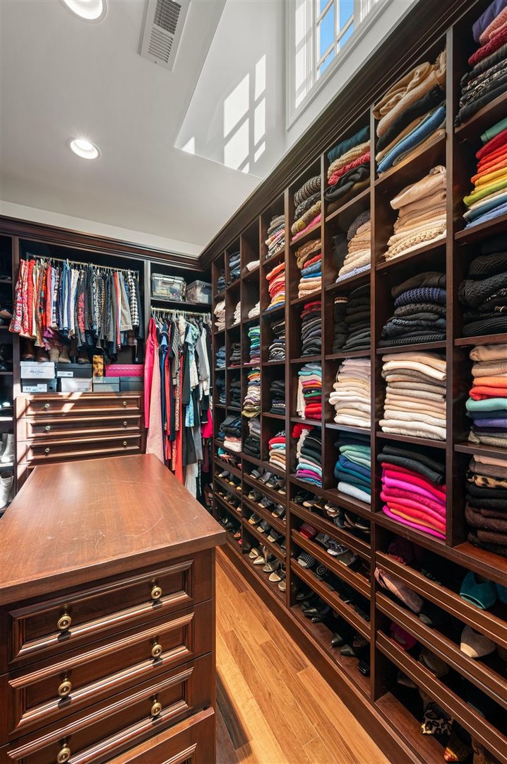 2301 Clover Lane