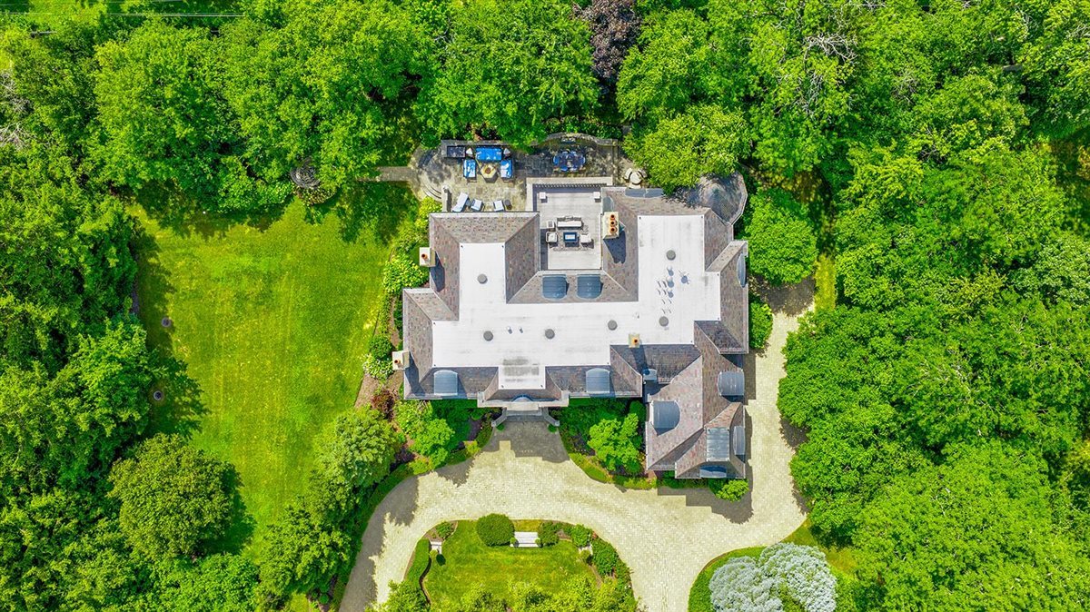 2301 Clover Lane