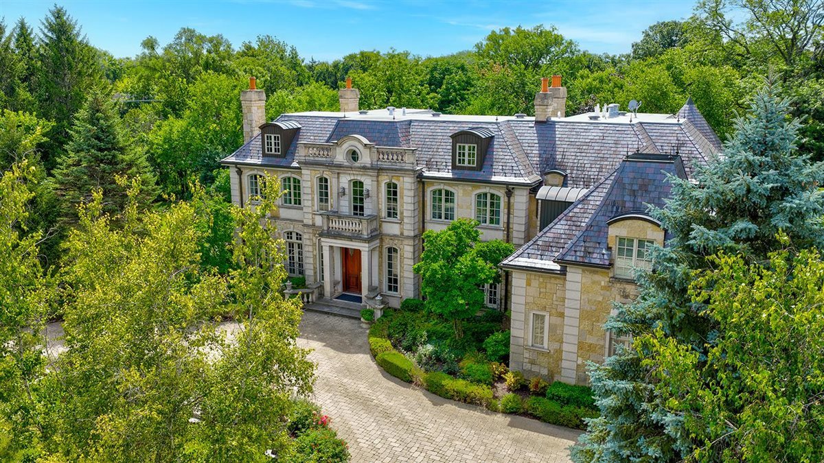 2301 Clover Lane