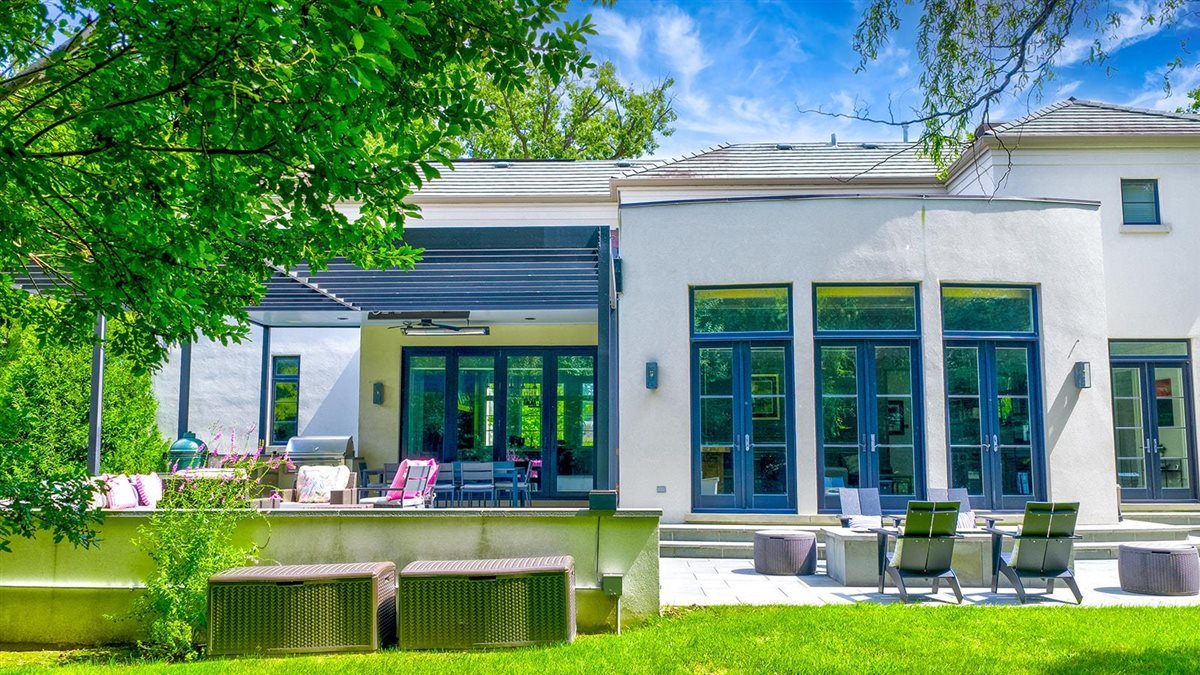 320 Keystone Court
