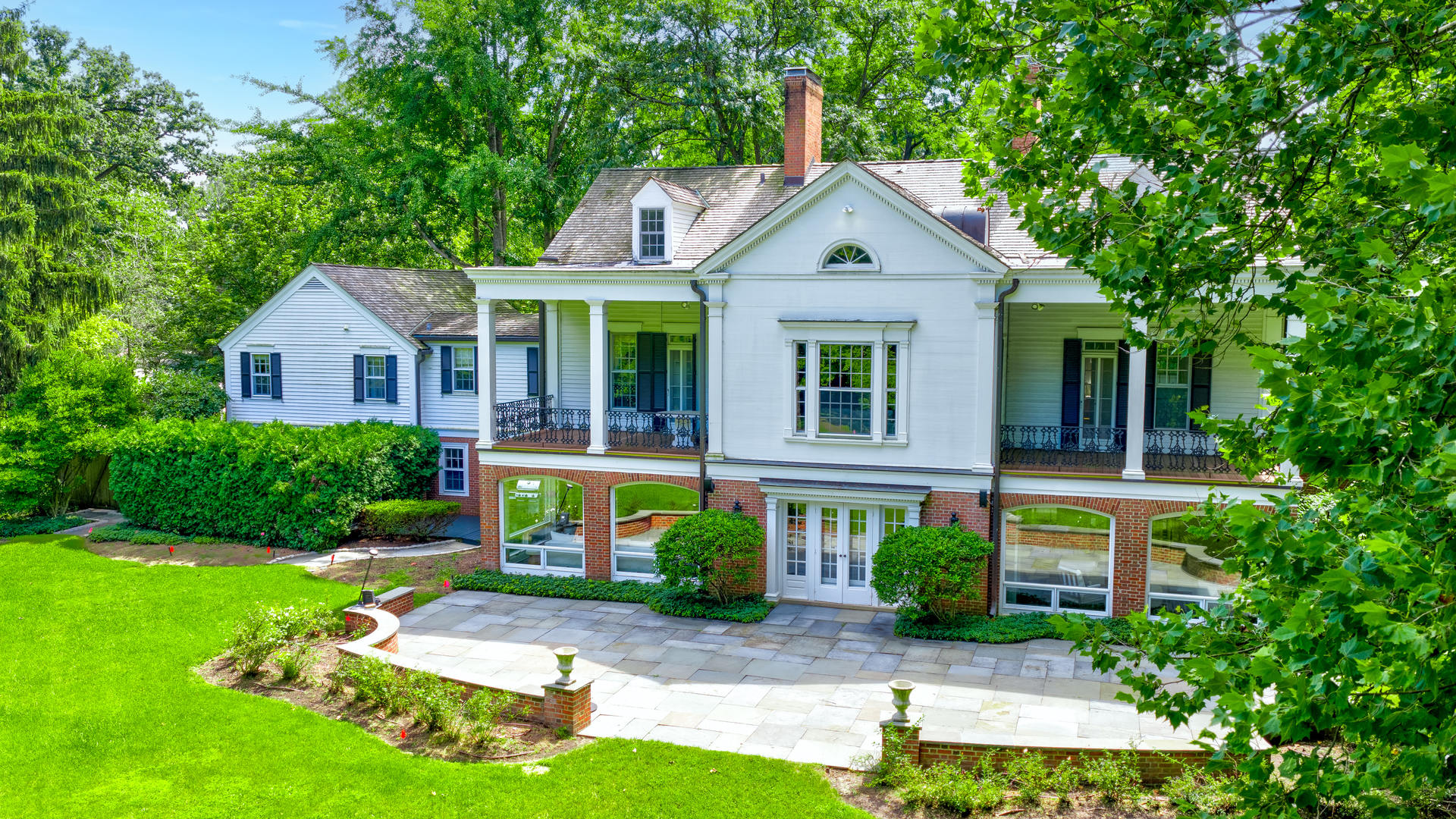 62 Woodley Road