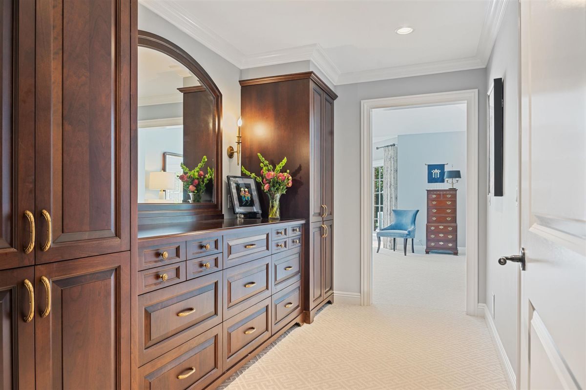 52 Locust Road