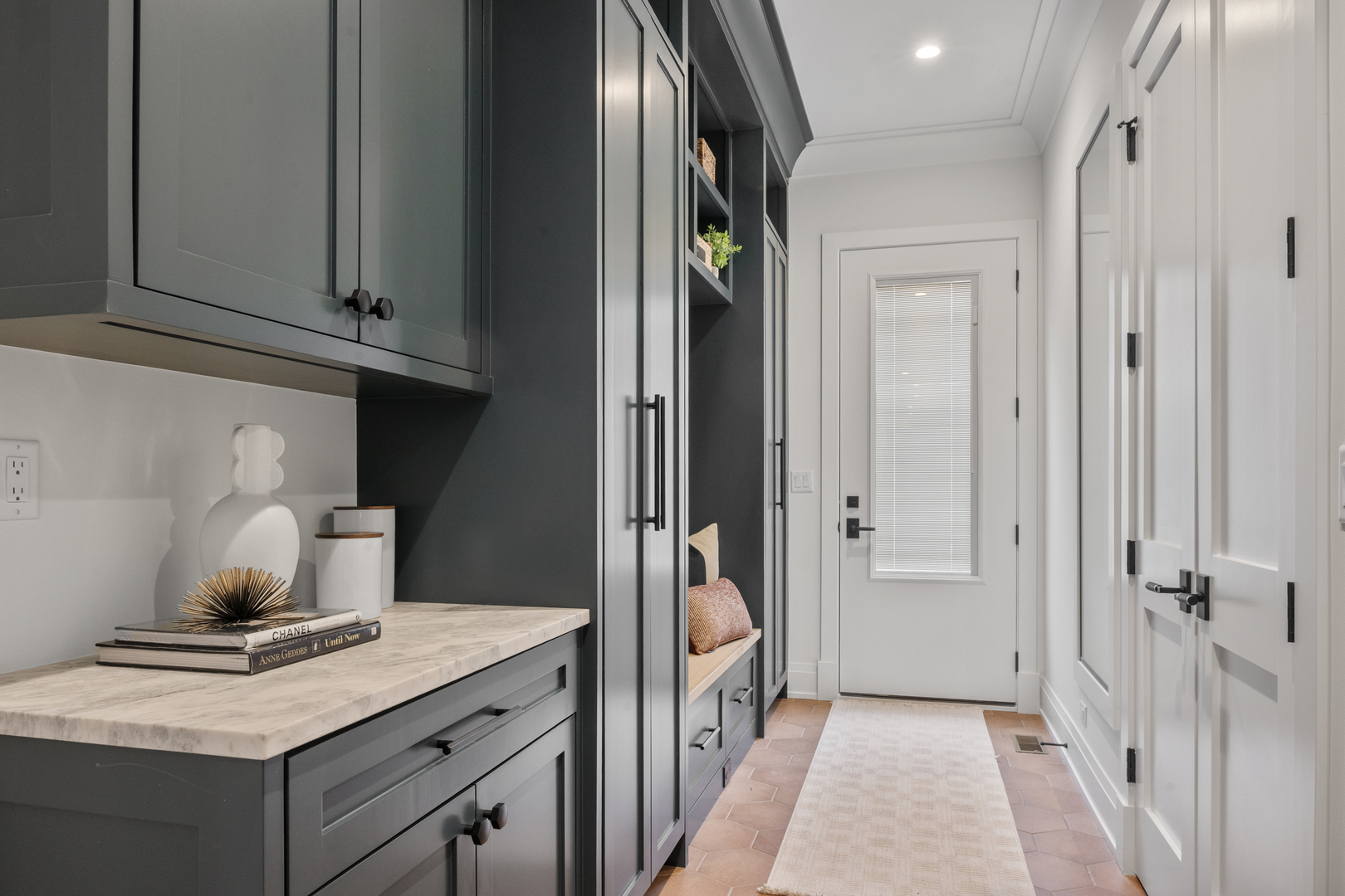 1427 Kenilworth Lane