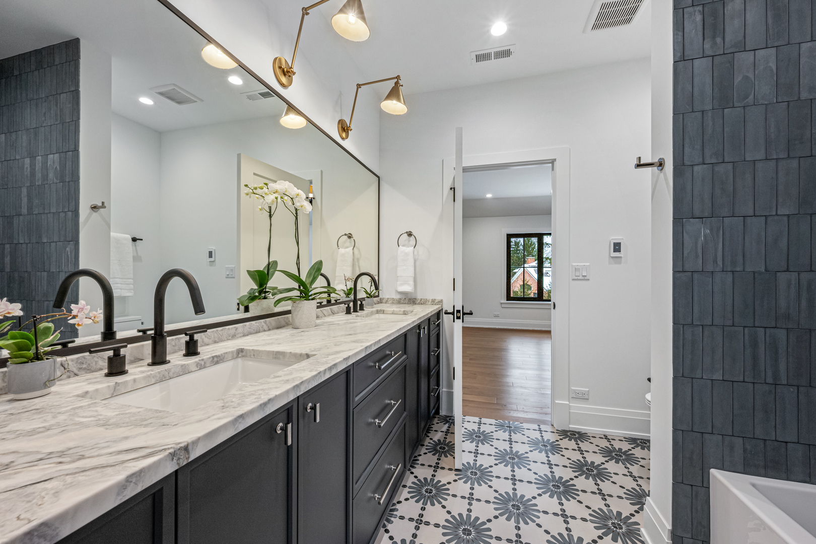 1427 Kenilworth Lane