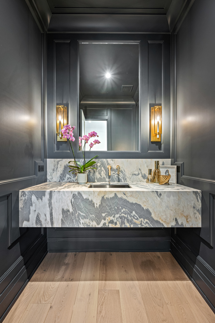 1427 Kenilworth Lane