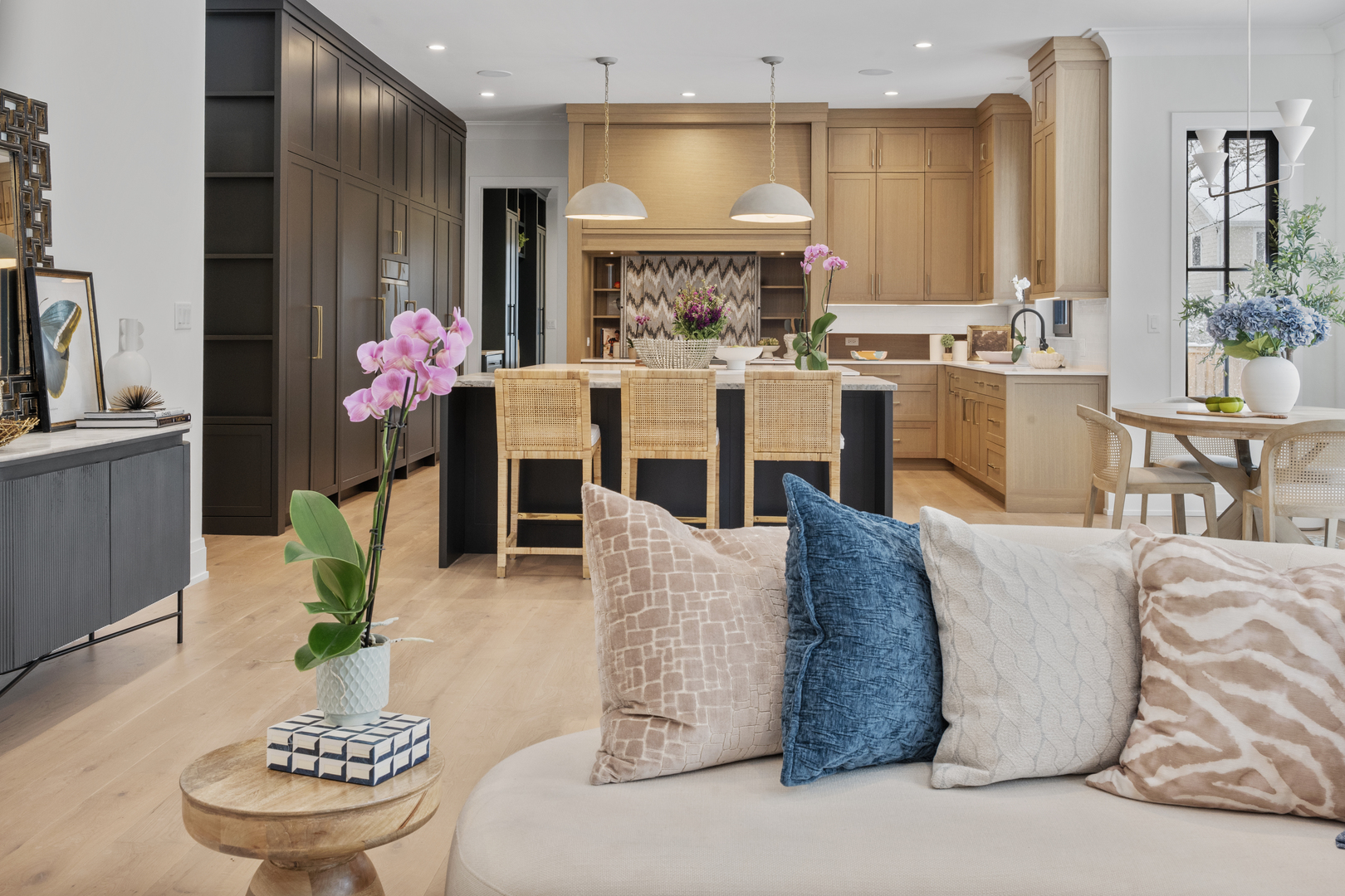 1427 Kenilworth Lane