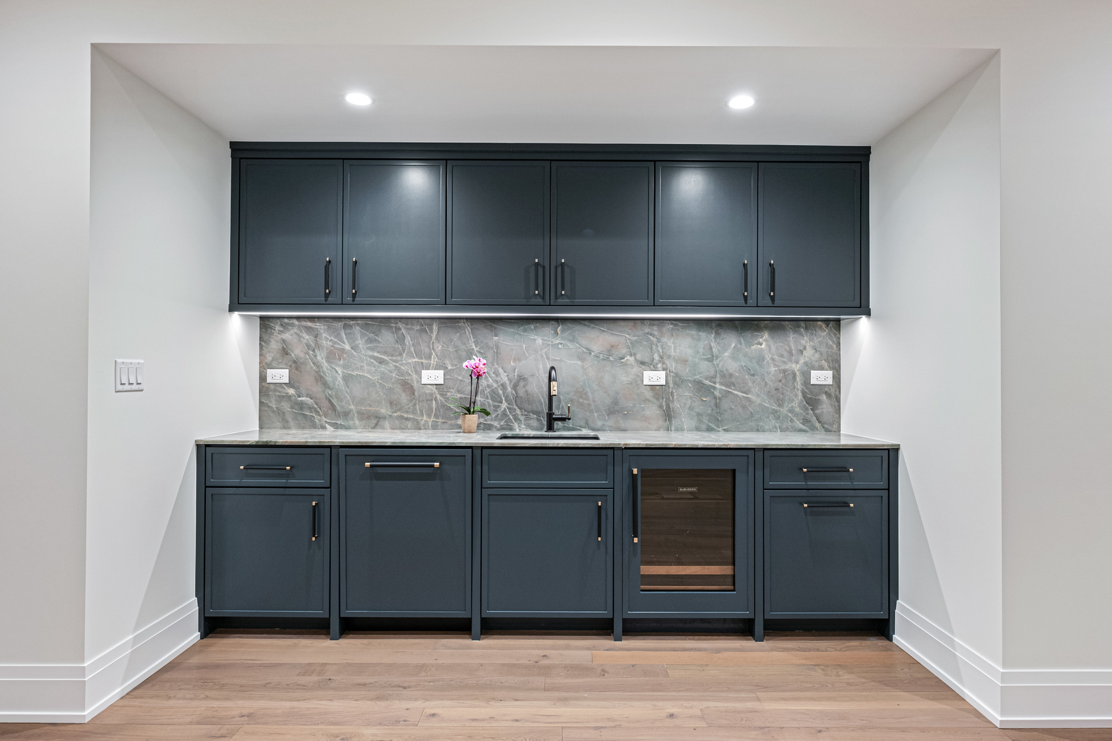 1427 Kenilworth Lane