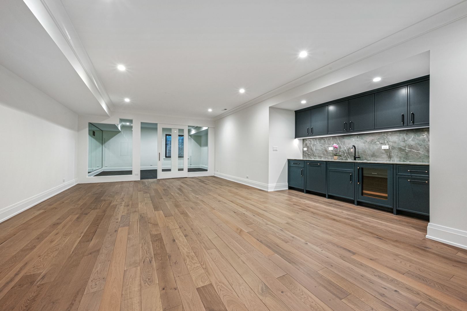 1427 Kenilworth Lane