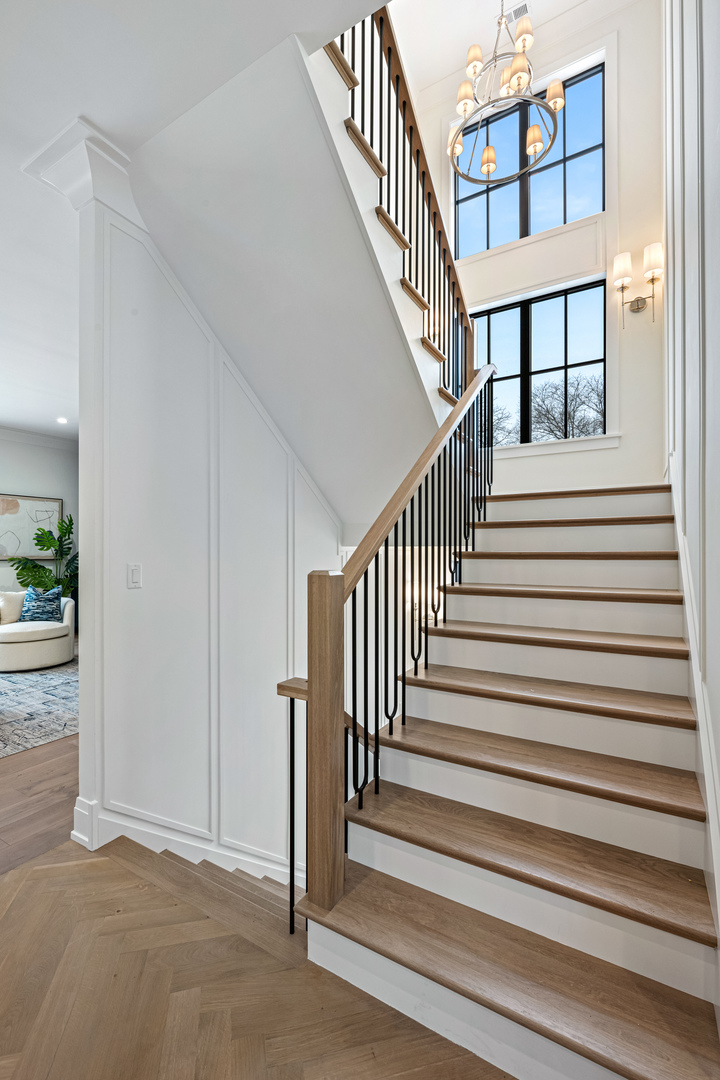 1427 Kenilworth Lane