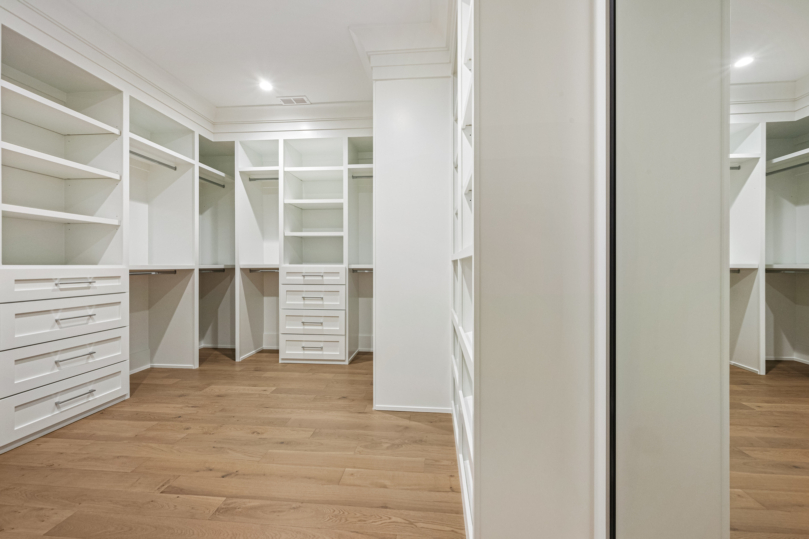 1427 Kenilworth Lane