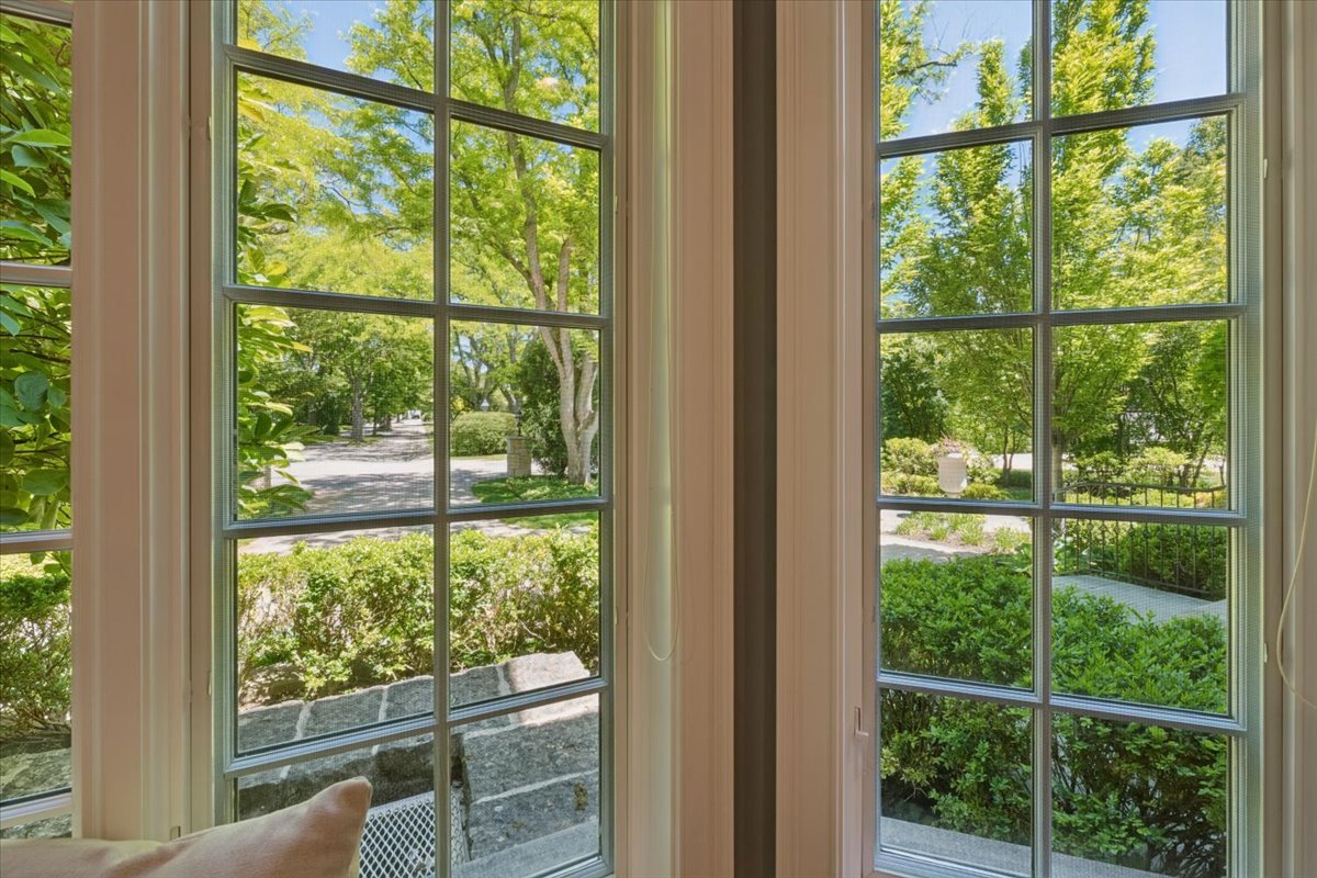 1380 Westmoor Trail