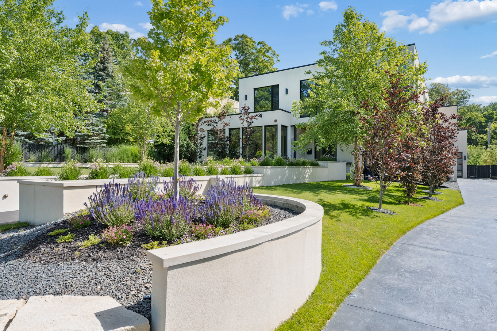 921 Sheridan Road